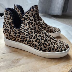 Steve Madden Slip-On Sneakers